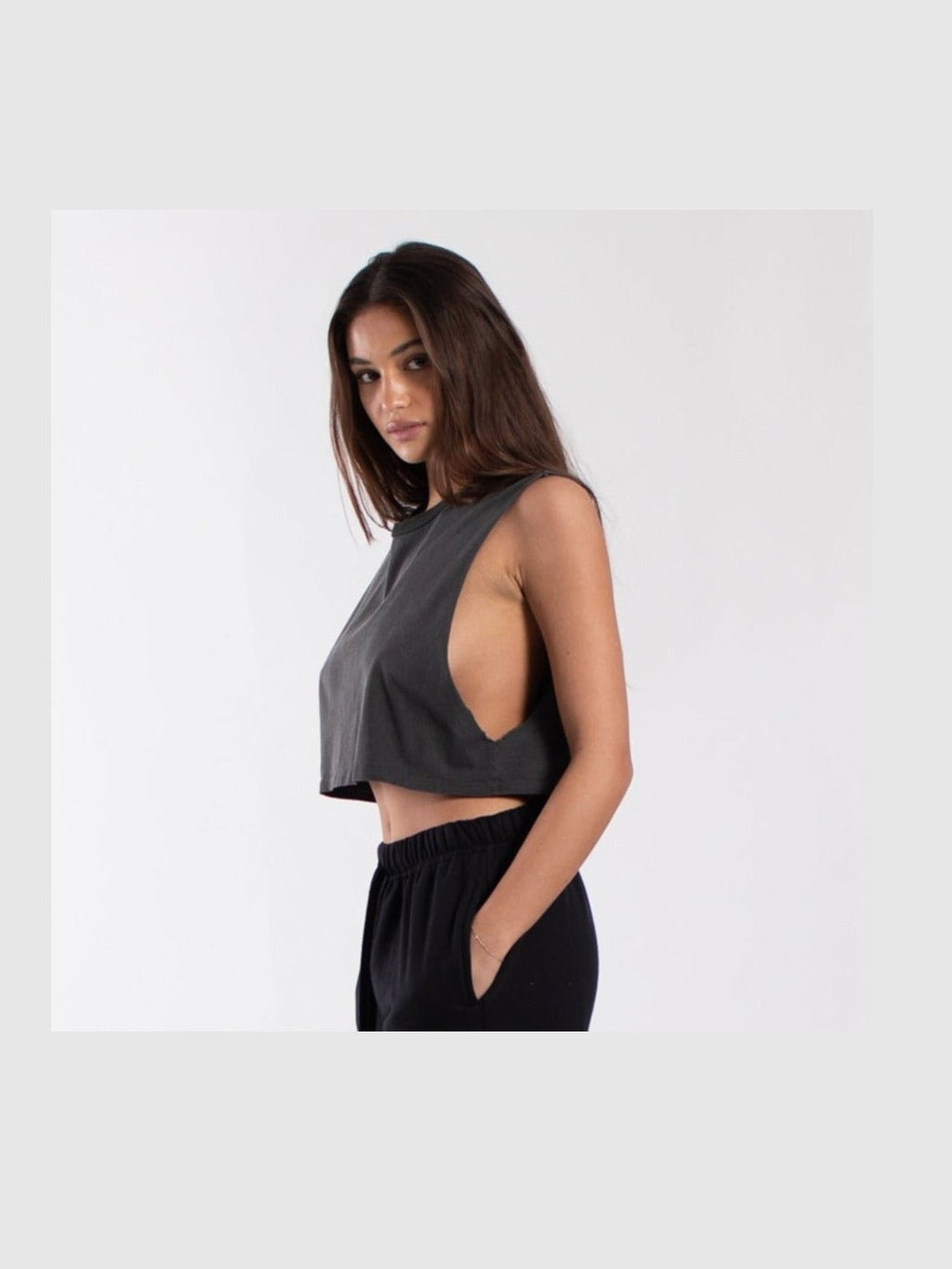 0921GD - Women's Garment Dyed Cropped Muscle Tank - Courbe et Compagnie