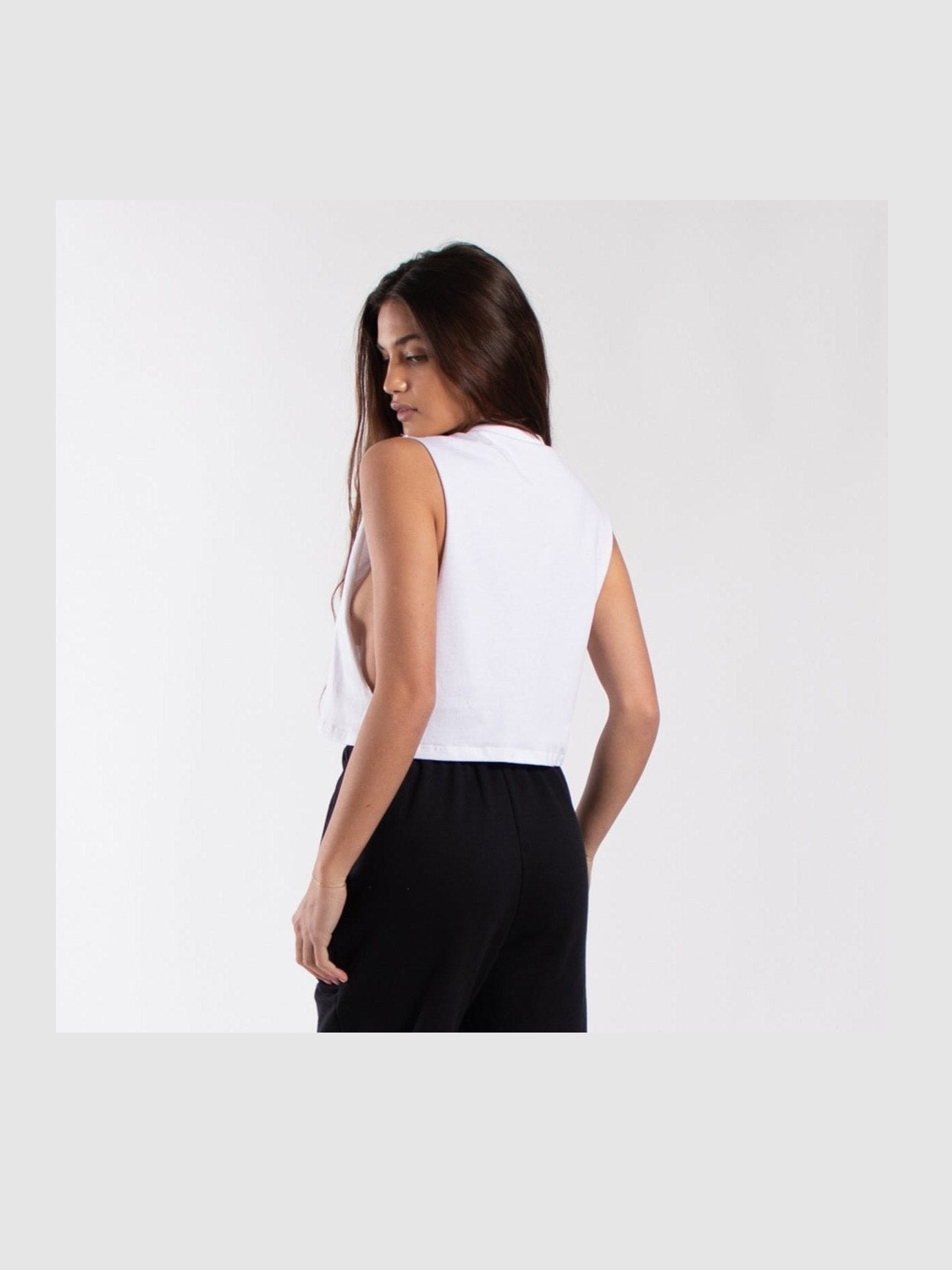 0921GD - Women's Garment Dyed Cropped Muscle Tank - Courbe et Compagnie