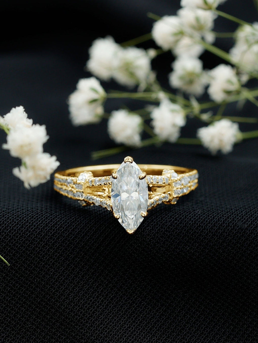 1 Carat Marquise Cut Lab Grown Diamond Split Shank Engagement Ring with IGI Certificate - Courbe et Compagnie