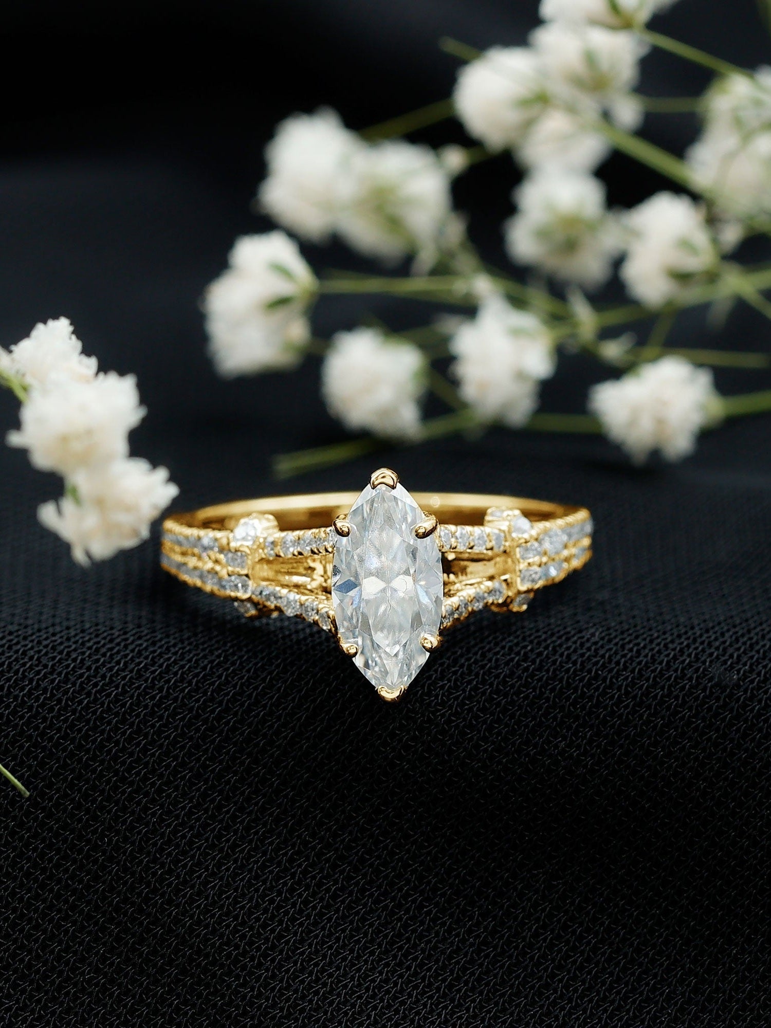 1 Carat Marquise Cut Lab Grown Diamond Split Shank Engagement Ring with IGI Certificate - Courbe et Compagnie