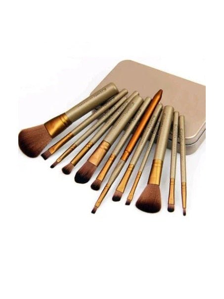12 Piece Makeup Brush Set With Iron Box Wooden Handles Rayon Bristles - Courbe et Compagnie