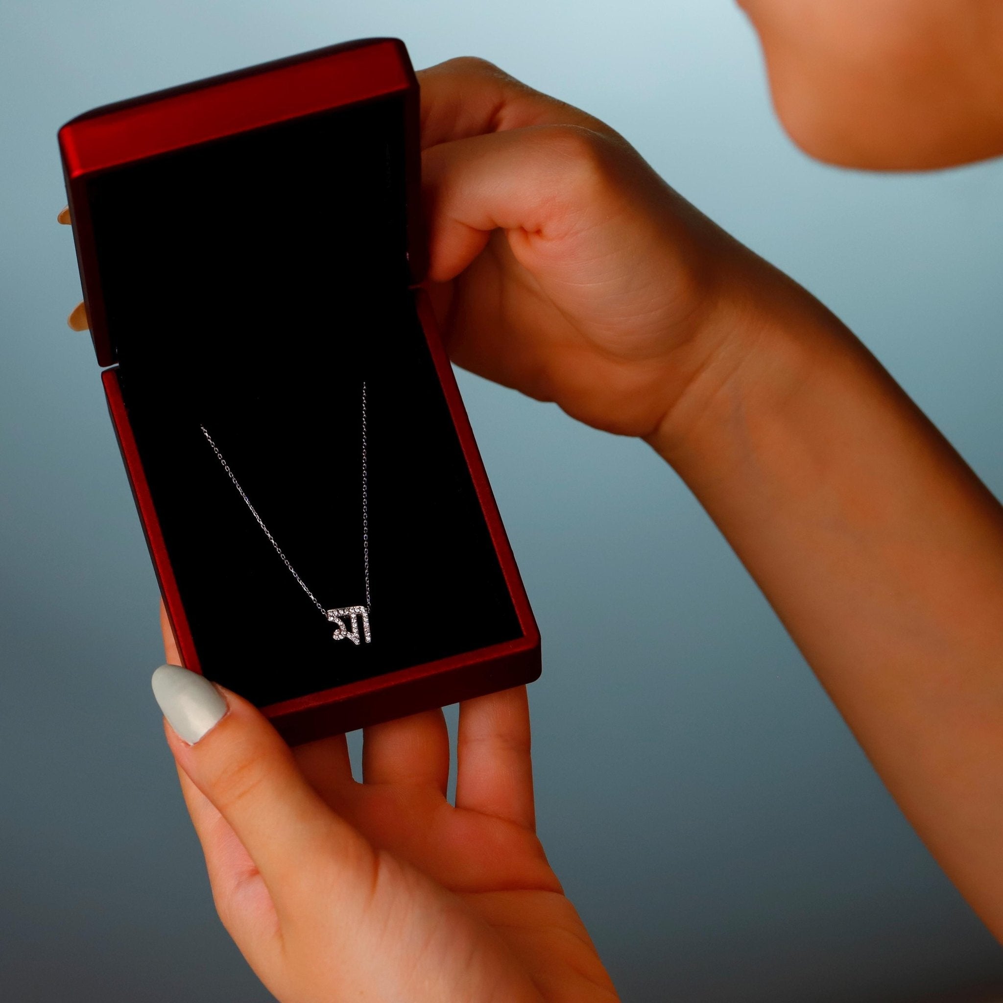 14K Gold Diamond Chai Necklace - Courbe et Compagnie