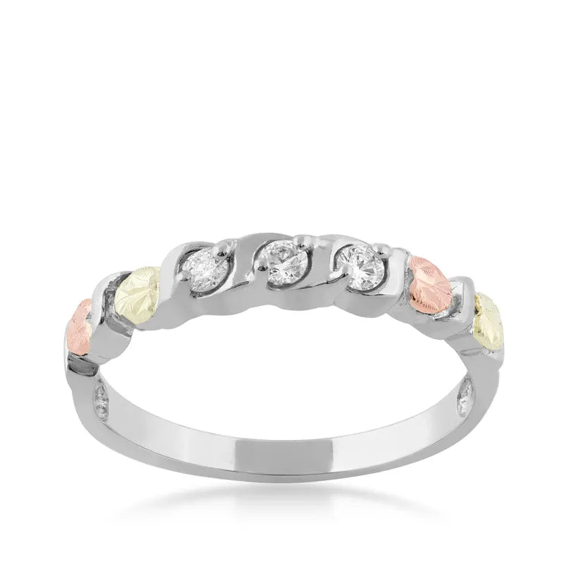 Triple Diamond - Black Hills Gold Ladies Ring - Courbe et Compagnie