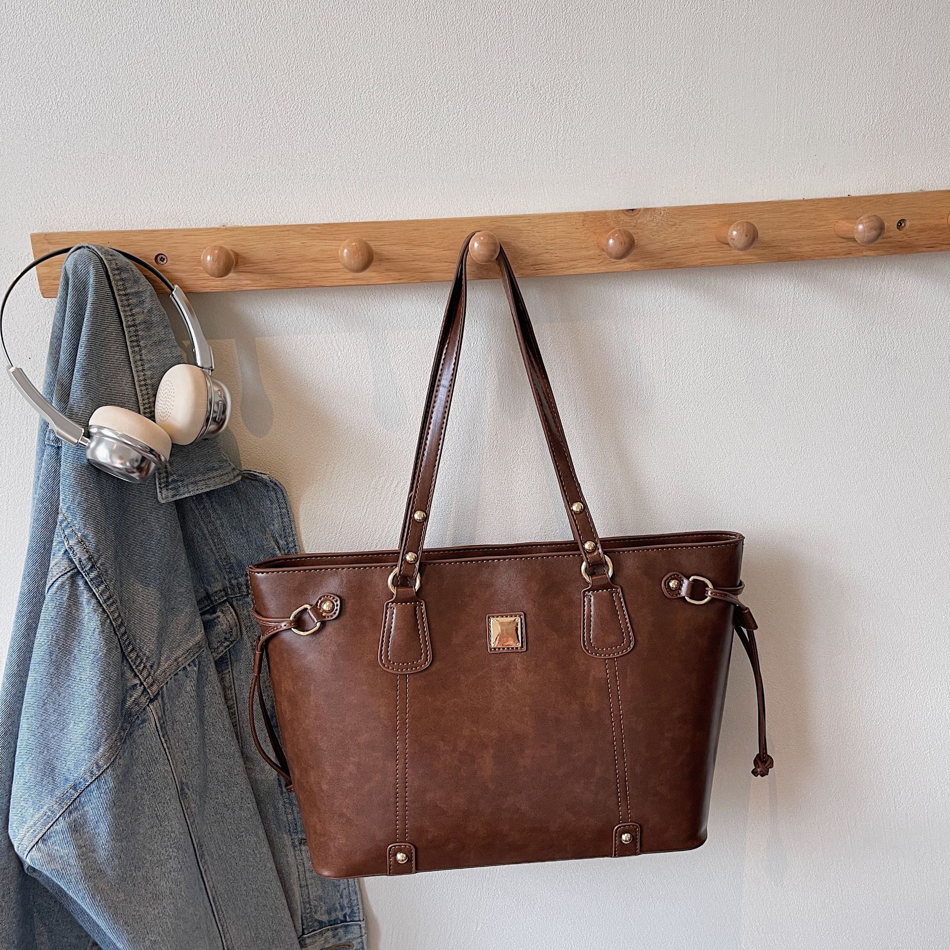 Large-capacity Bucket Tote Bag