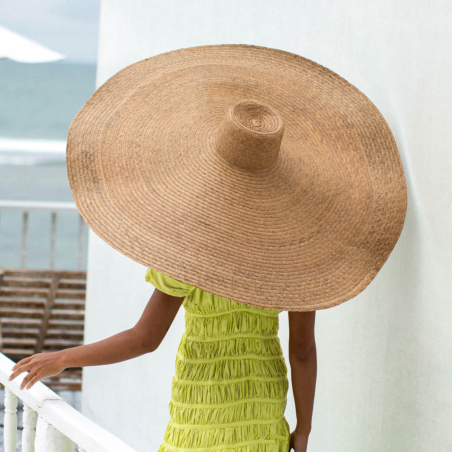 The Solana Oversized Straw Hat In Toasted Beige