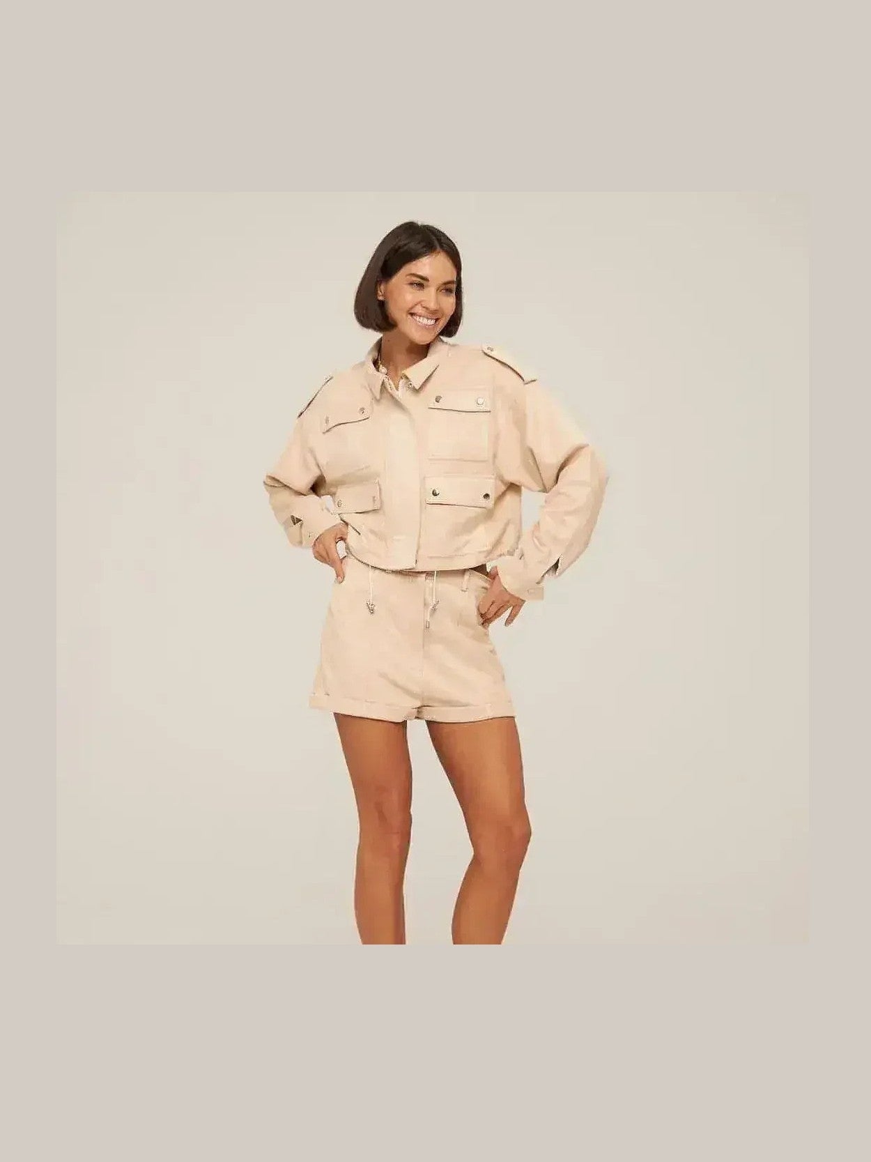 A Short Coat Shorts Suit Women Set - Courbe et Compagnie