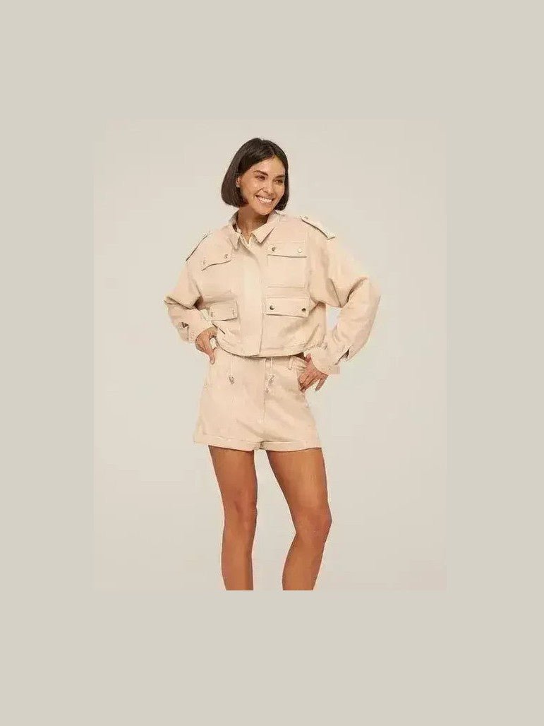 A Short Coat Shorts Suit Women Set - Courbe et Compagnie
