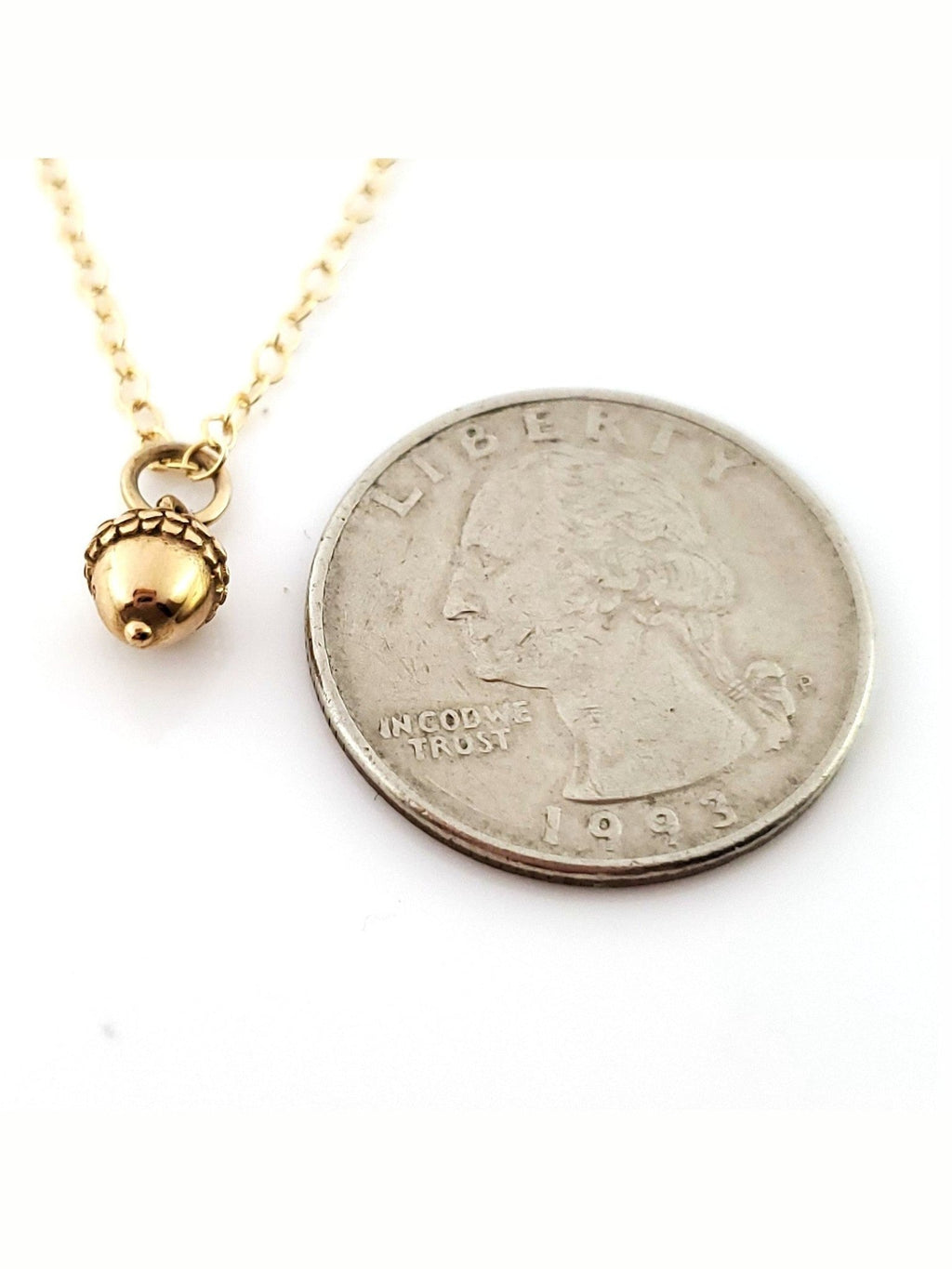 Acorn Charm- Dainty 14k Gold Filled Jewelry - Courbe et Compagnie