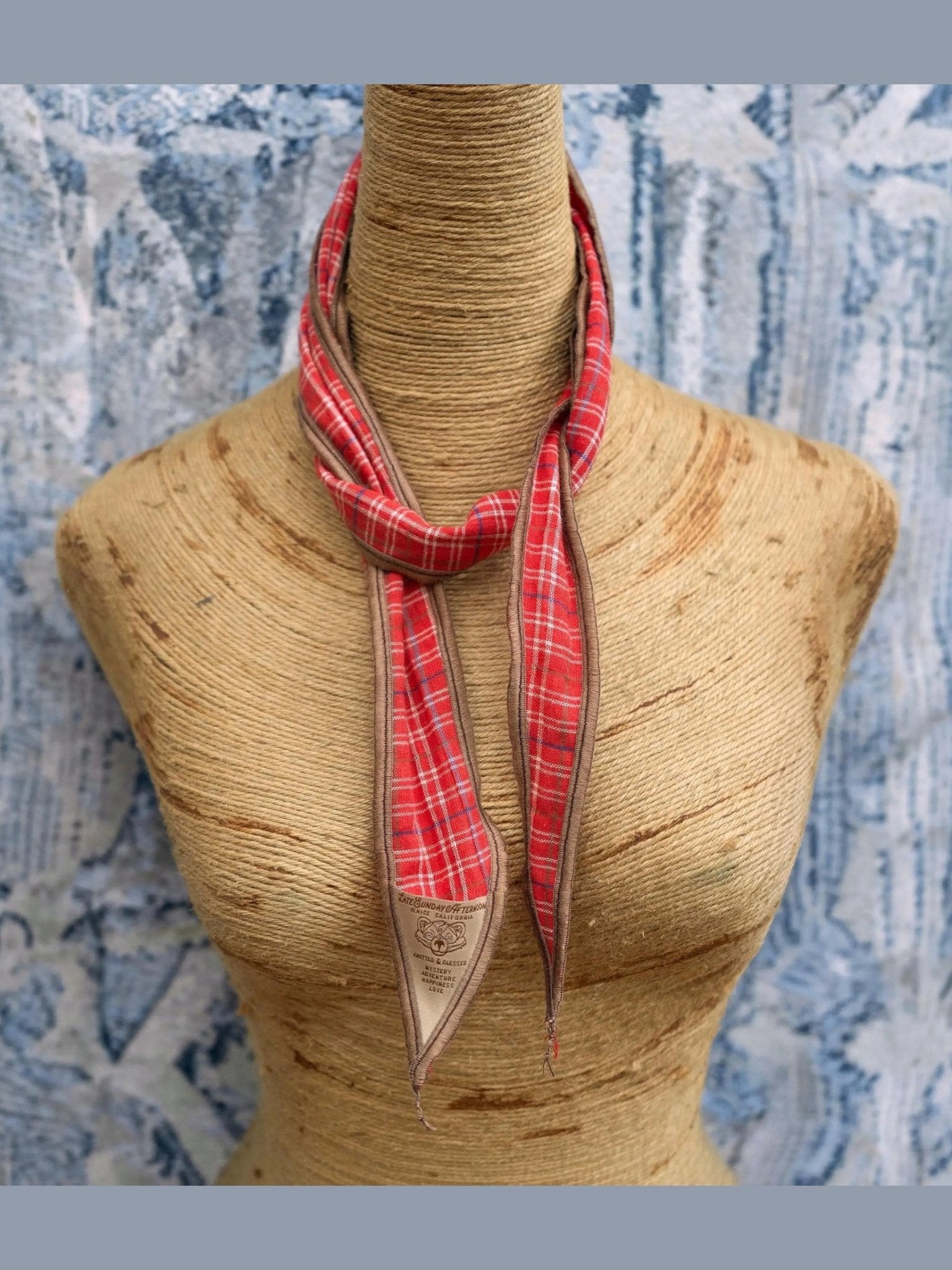 Amagansett Neck Scarf - Courbe et Compagnie