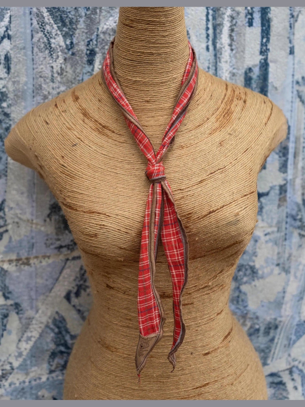 Amagansett Neck Scarf - Courbe et Compagnie