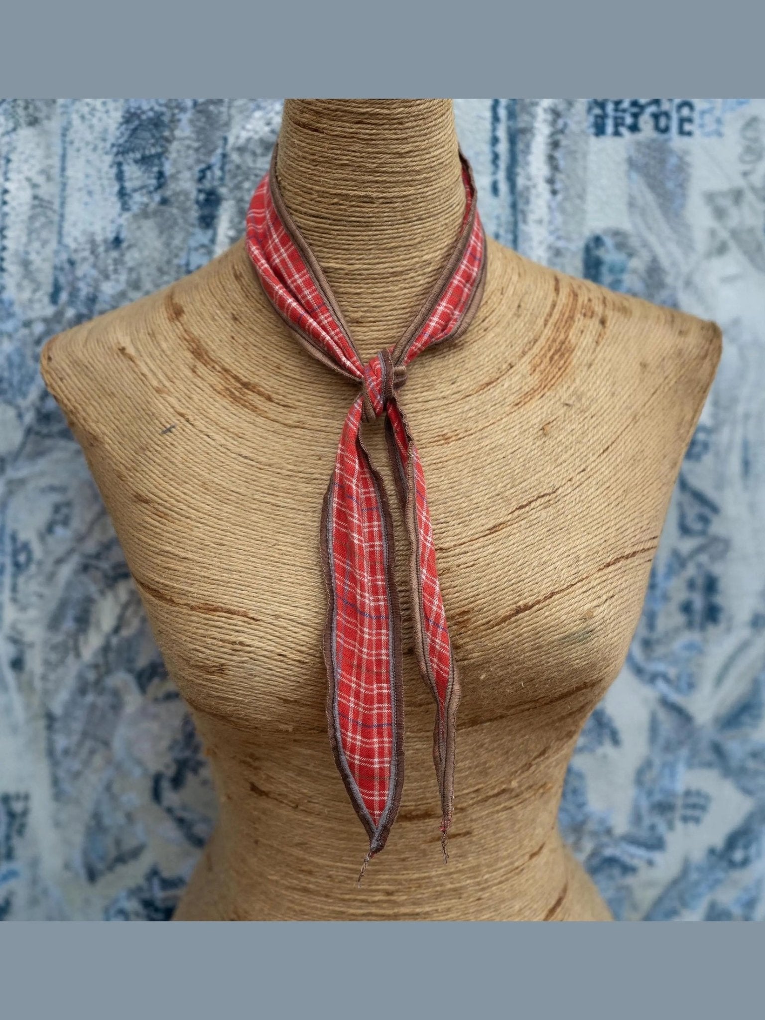 Amagansett Neck Scarf - Courbe et Compagnie