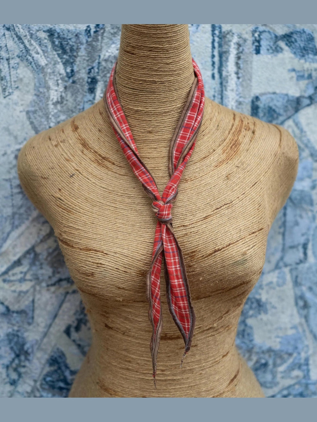 Amagansett Neck Scarf - Courbe et Compagnie