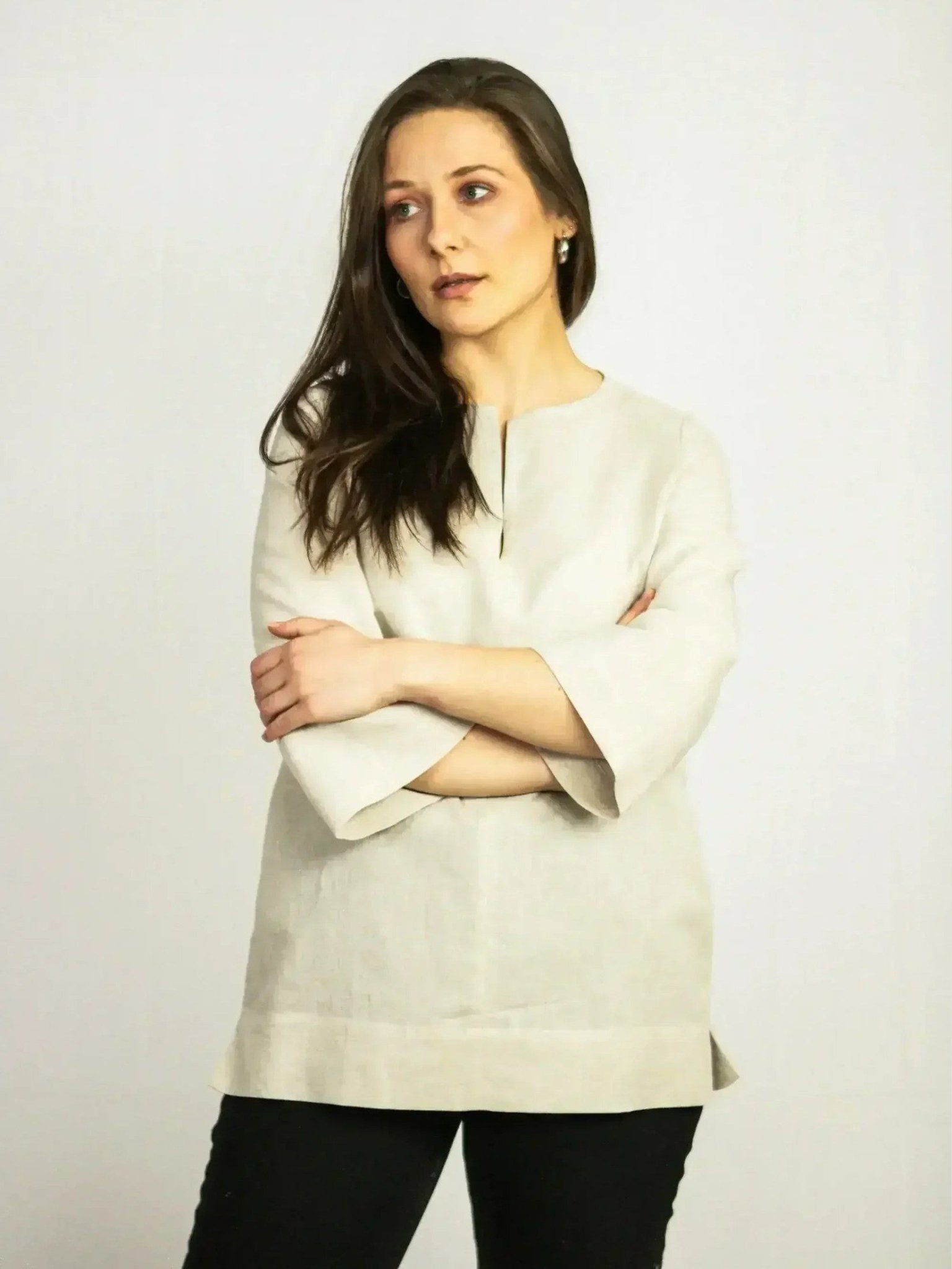 Asphalt Grey Linen Oversize Top – Modern & Comfortable Blouse - Courbe et Compagnie