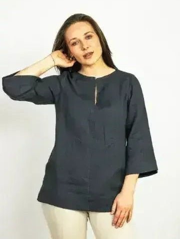 Asphalt Grey Linen Oversize Top – Modern & Comfortable Blouse - Courbe et Compagnie