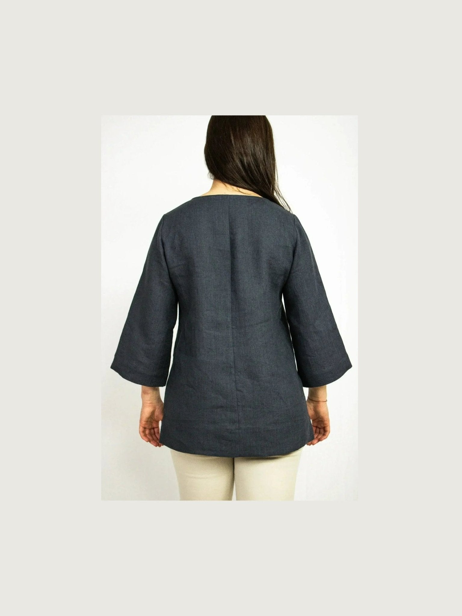 Asphalt Grey Linen Oversize Top – Modern & Comfortable Blouse - Courbe et Compagnie