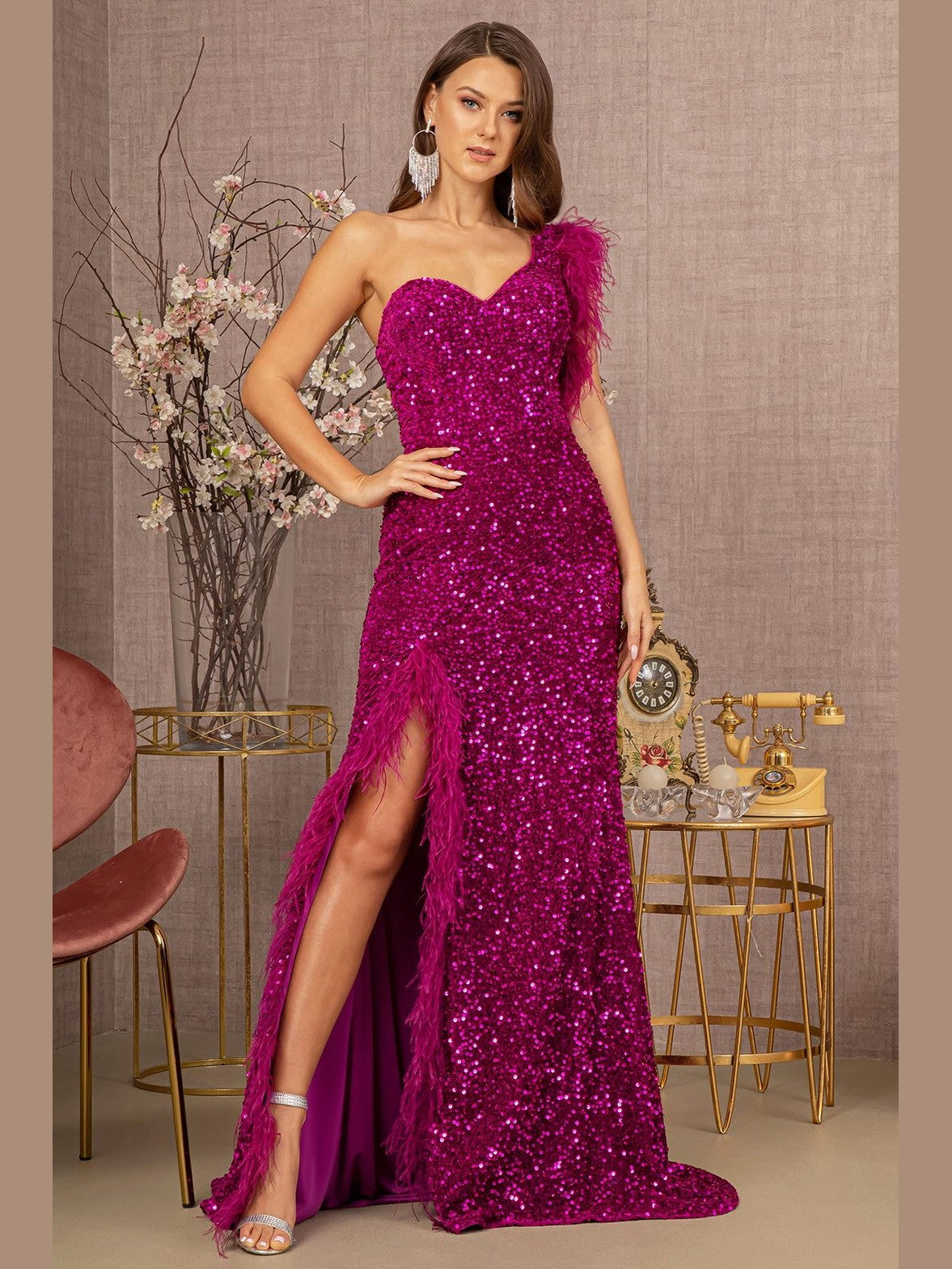 Asymmetric Sleeveless Feather Sequin Velvet Mermaid Dress - Courbe et Compagnie