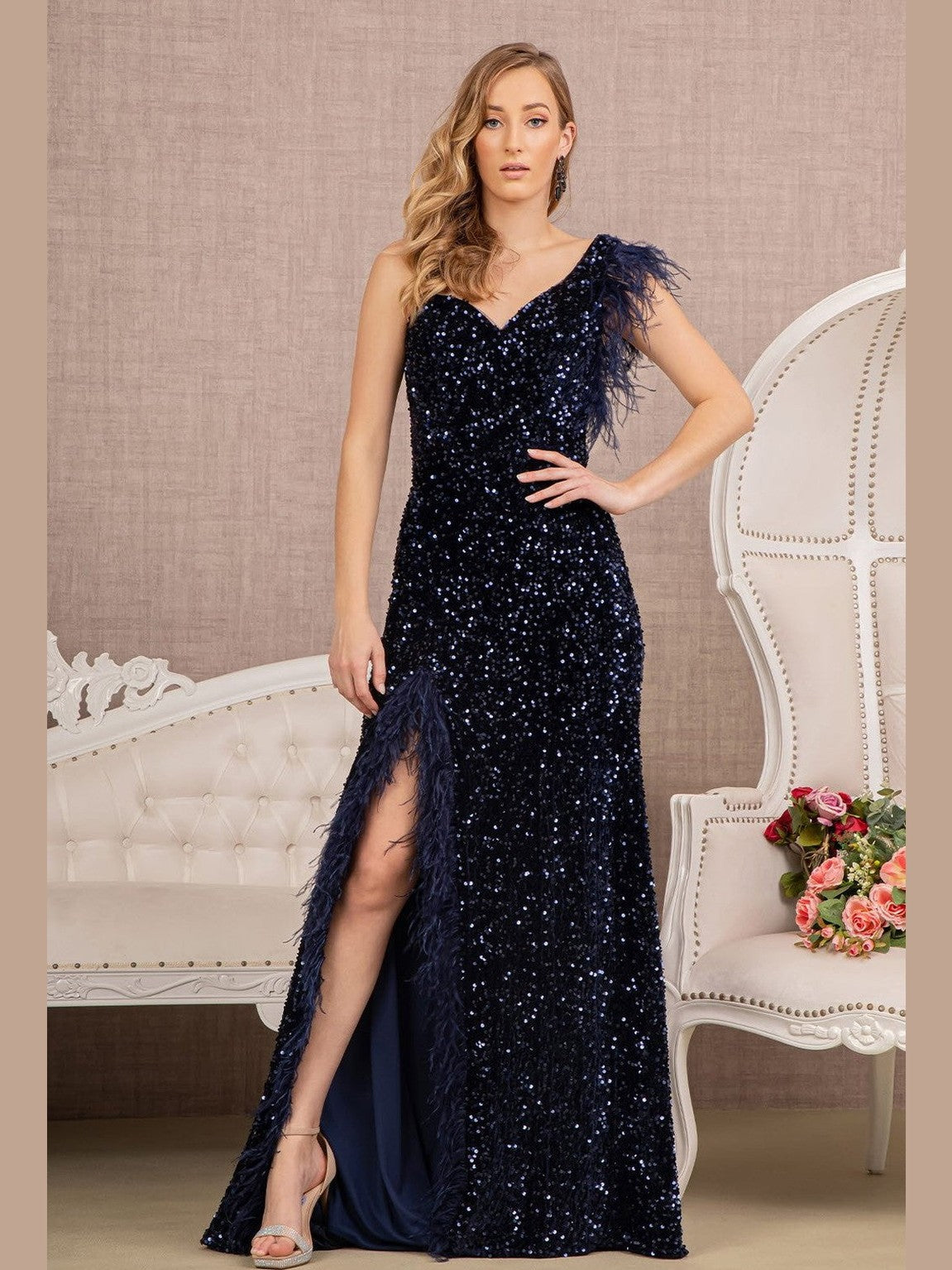Asymmetric Sleeveless Feather Sequin Velvet Mermaid Dress - Courbe et Compagnie