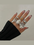 Baroque Metal Flower Open Ring Set – 6-Piece Imitation Pearl Statement Rings - Courbe et Compagnie