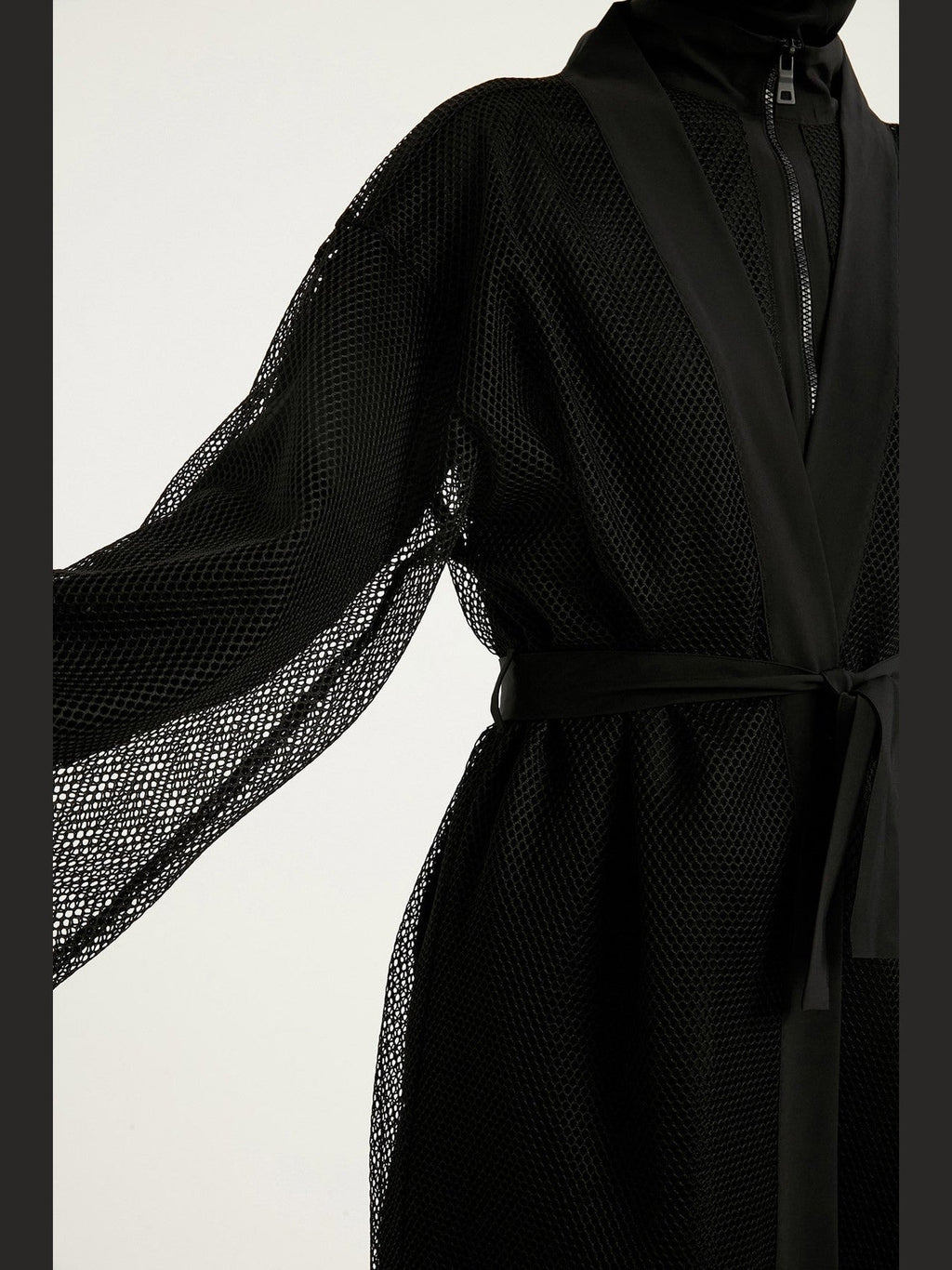 Black Full Coverage Mesh Kimono – Lightweight Islamic Beach Cover-Up P2501-1 - Courbe et Compagnie