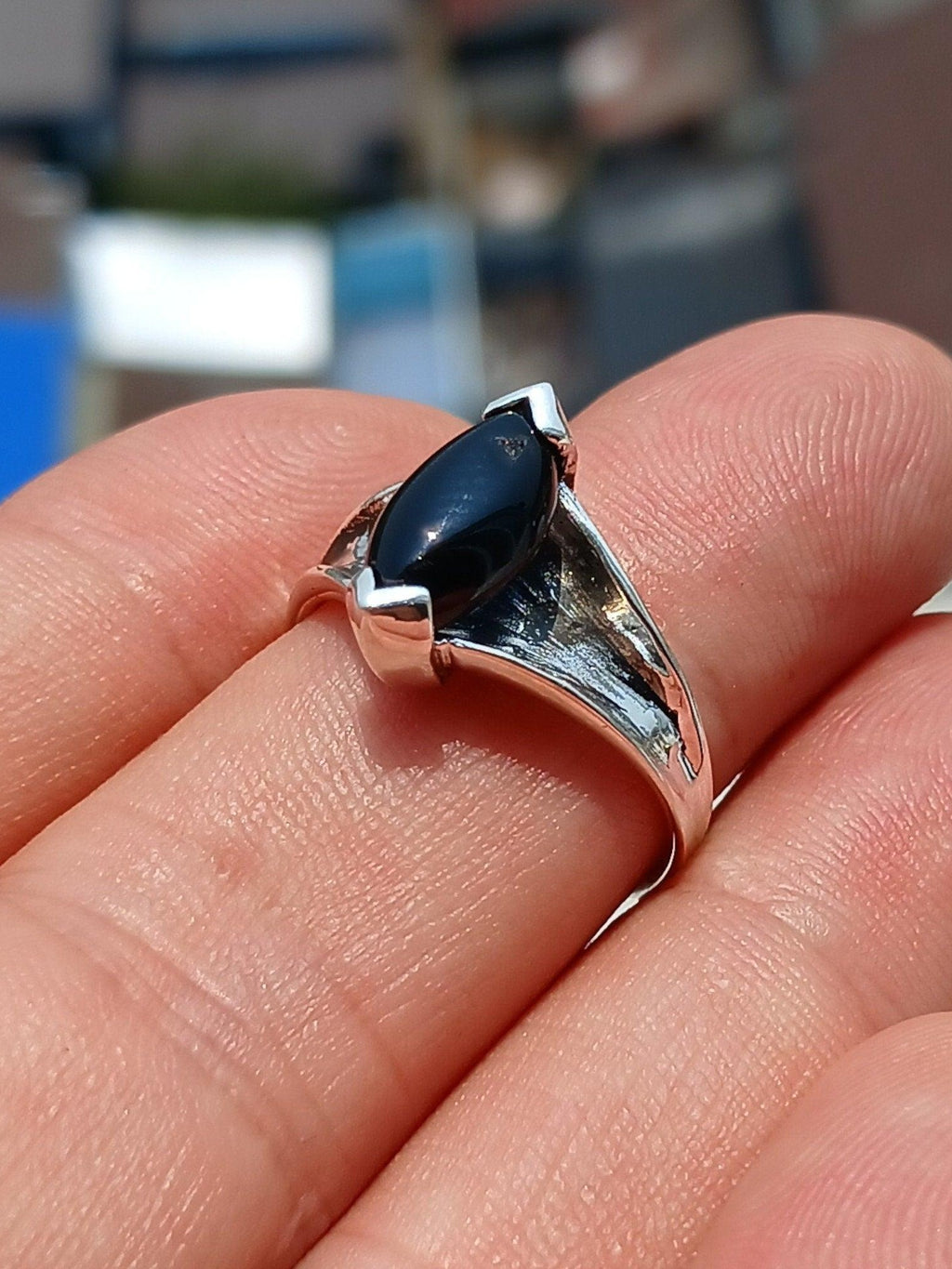 Black Onyx Ring, Sterling Silver Ring, Minimalist Ring, black Onyx Marquise Cabochon, handmade Onyx Ring, gift for her, Womens Gift- Size 8 - Courbe et Compagnie