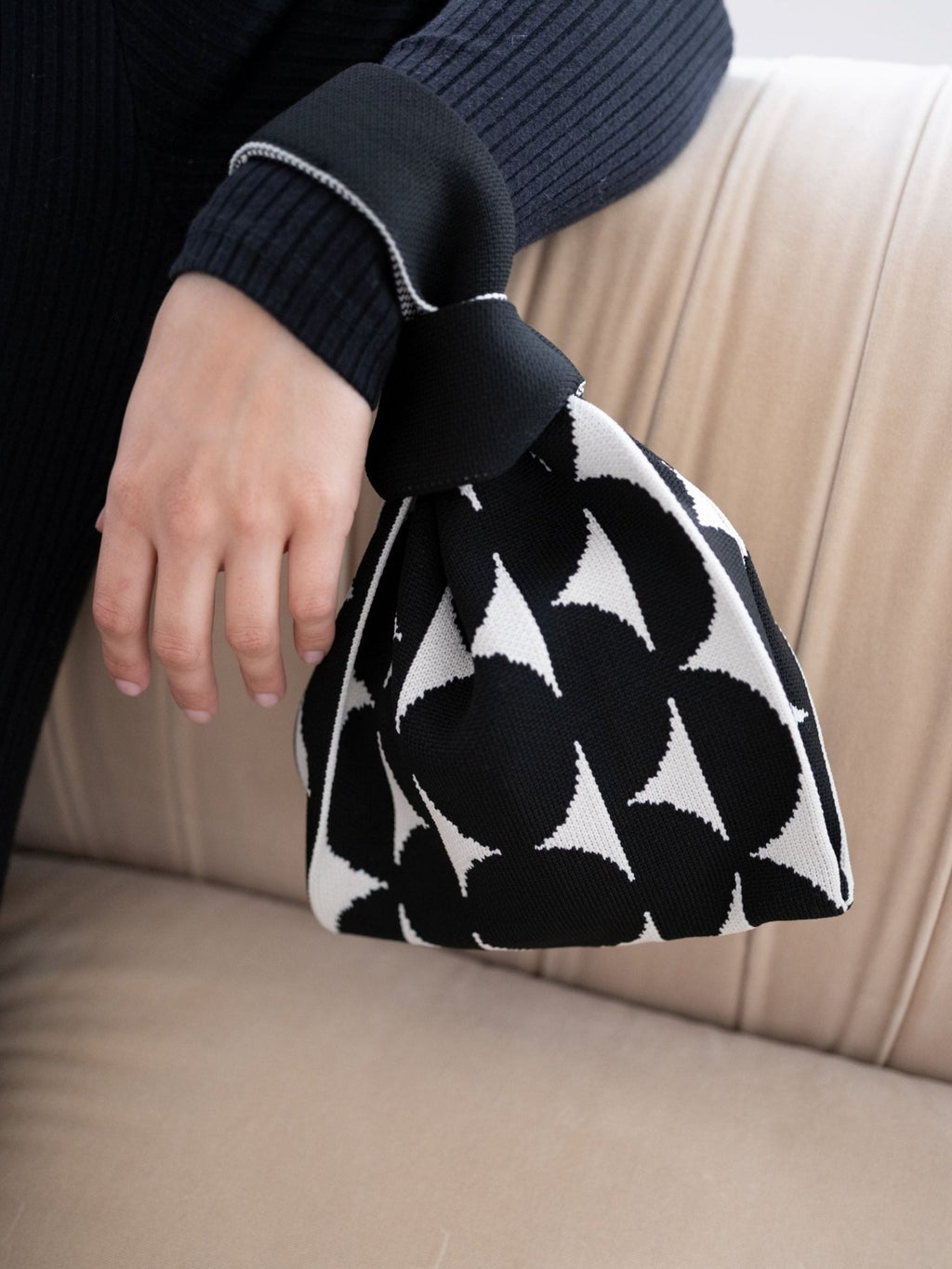 Black Portobello Handbag - Courbe et Compagnie