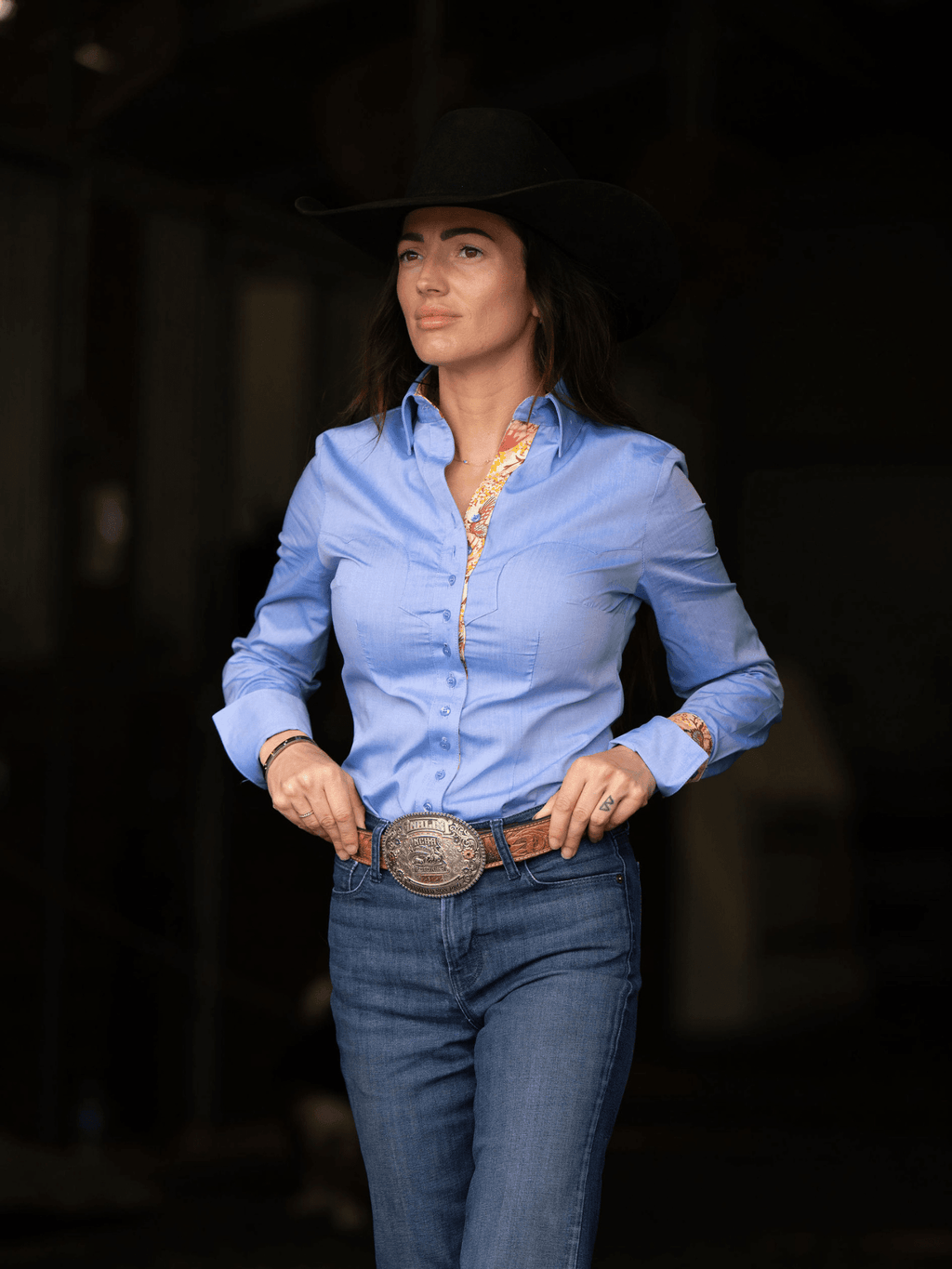 Blue Chambray Women's Western Shirt | OG Collection - Courbe et Compagnie