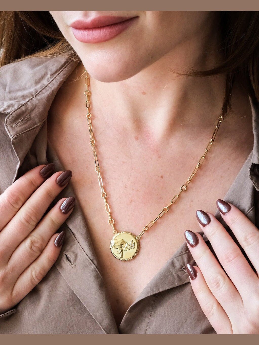 Bold CZ Zodiac Link Pendant Necklace - Courbe et Compagnie