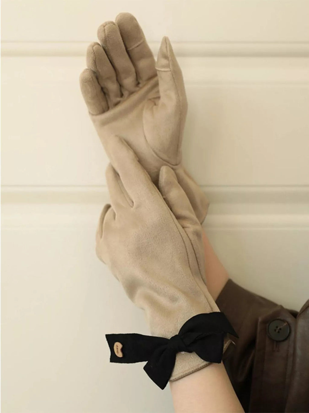 Bow Decorated Gloves - Courbe et Compagnie
