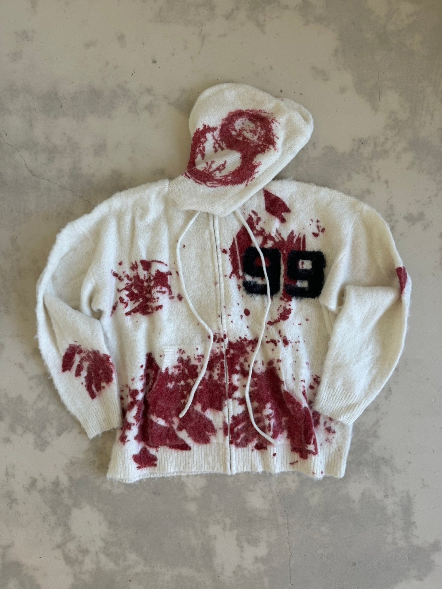 Brainwashed Splinter Mohair Hoodie White With Blood Red Design - Courbe et Compagnie