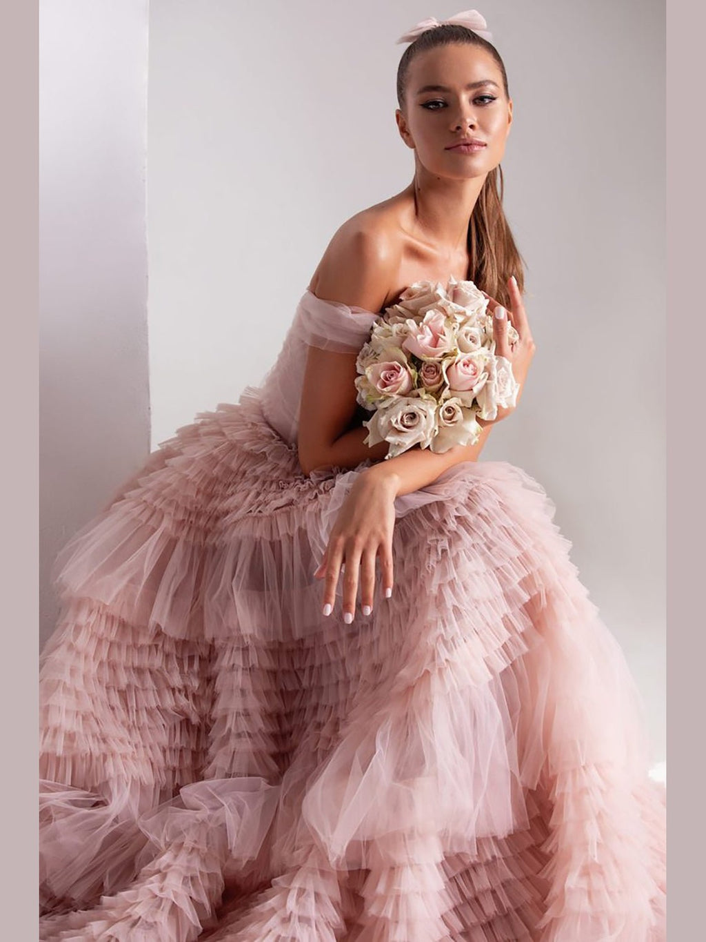 Bubble Sleeve Mesh Maxi Dress - Courbe et Compagnie