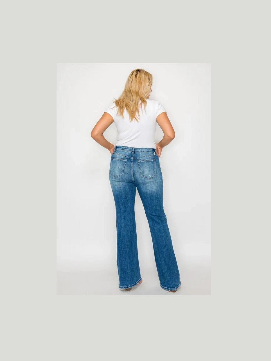 bytos Full Size Distressed High Rise Jeans with Pockets - Courbe et Compagnie