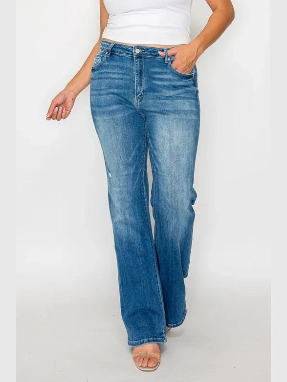 bytos Full Size Distressed High Rise Jeans with Pockets - Courbe et Compagnie