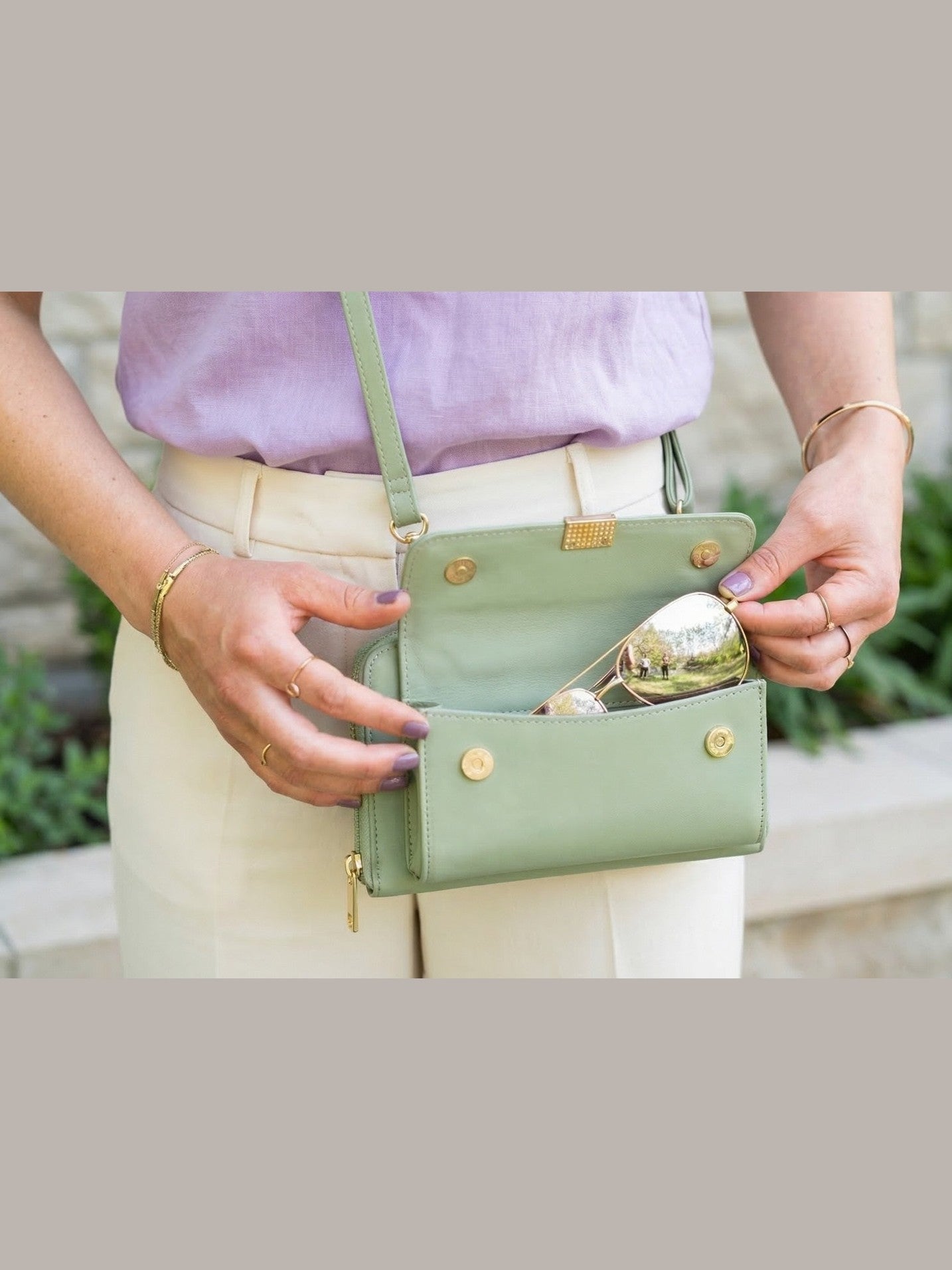 Captiva RFID Touch Screen Purse - Courbe et Compagnie