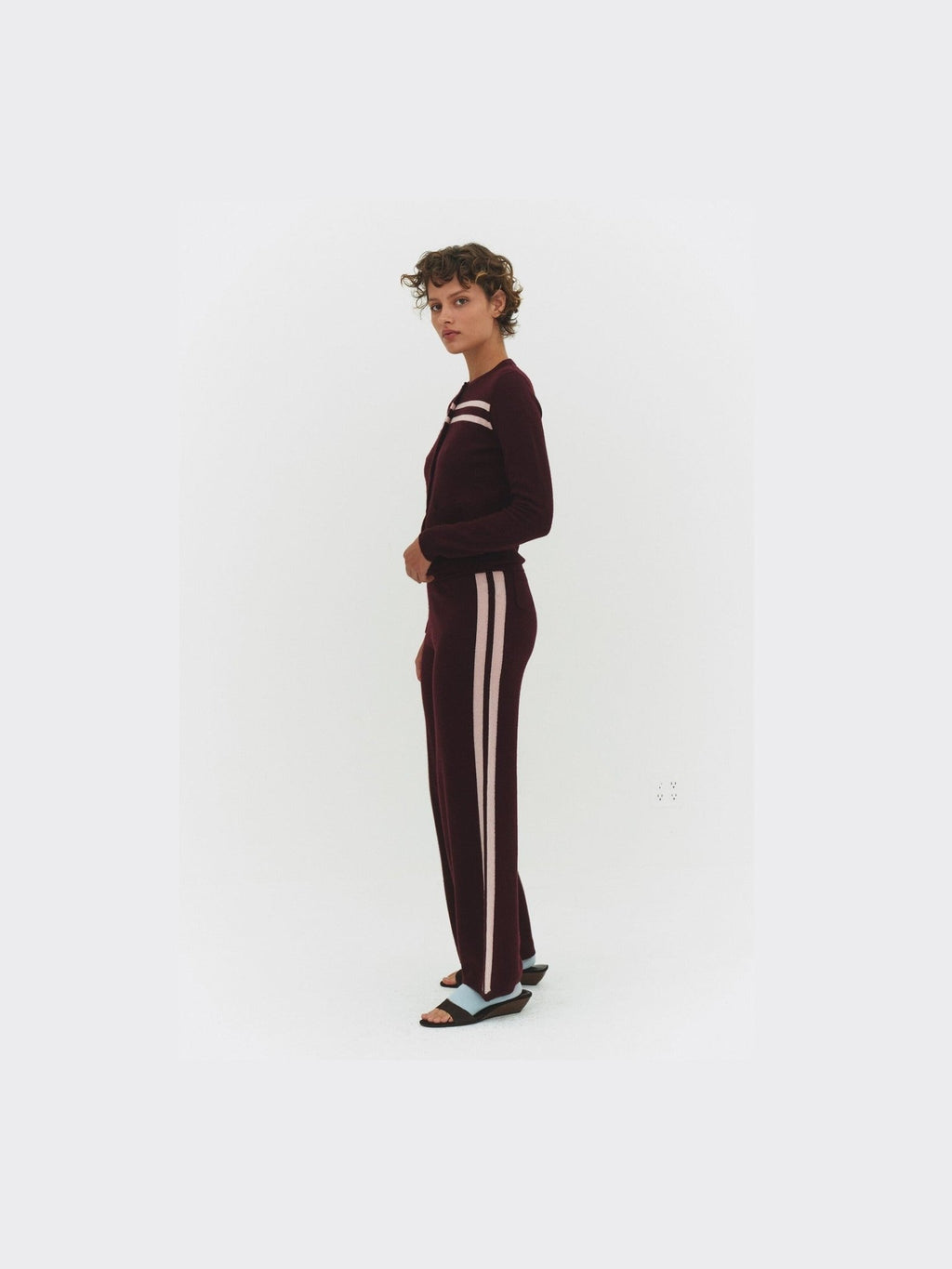 CASHMERE WOOL STRIPE CARDIGAN IN RASPBERRY CREAM - Courbe et Compagnie