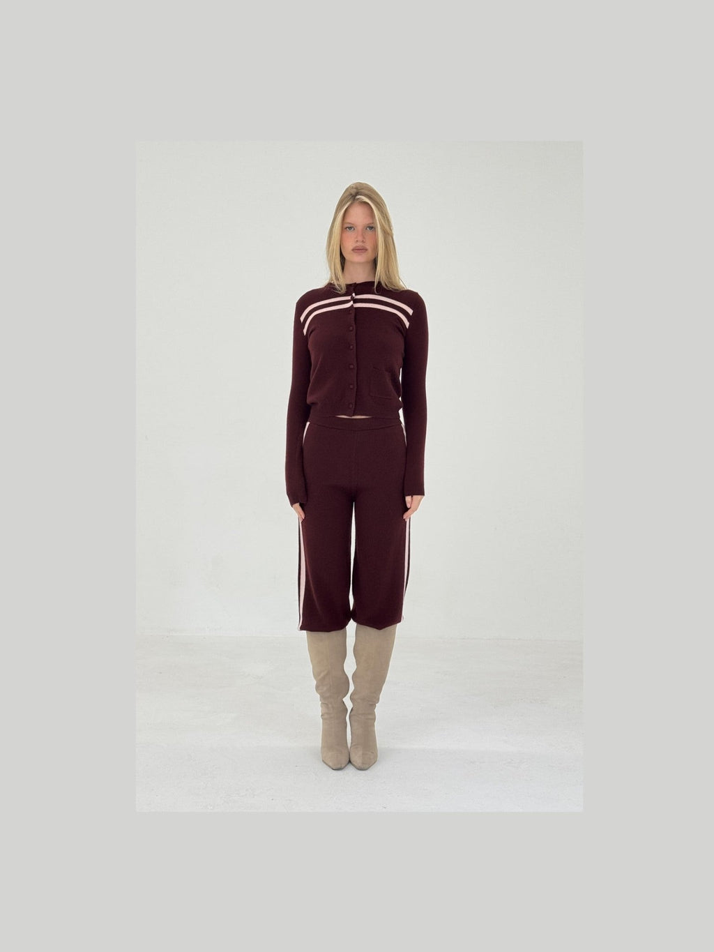 CASHMERE WOOL STRIPE CARDIGAN IN RASPBERRY CREAM - Courbe et Compagnie