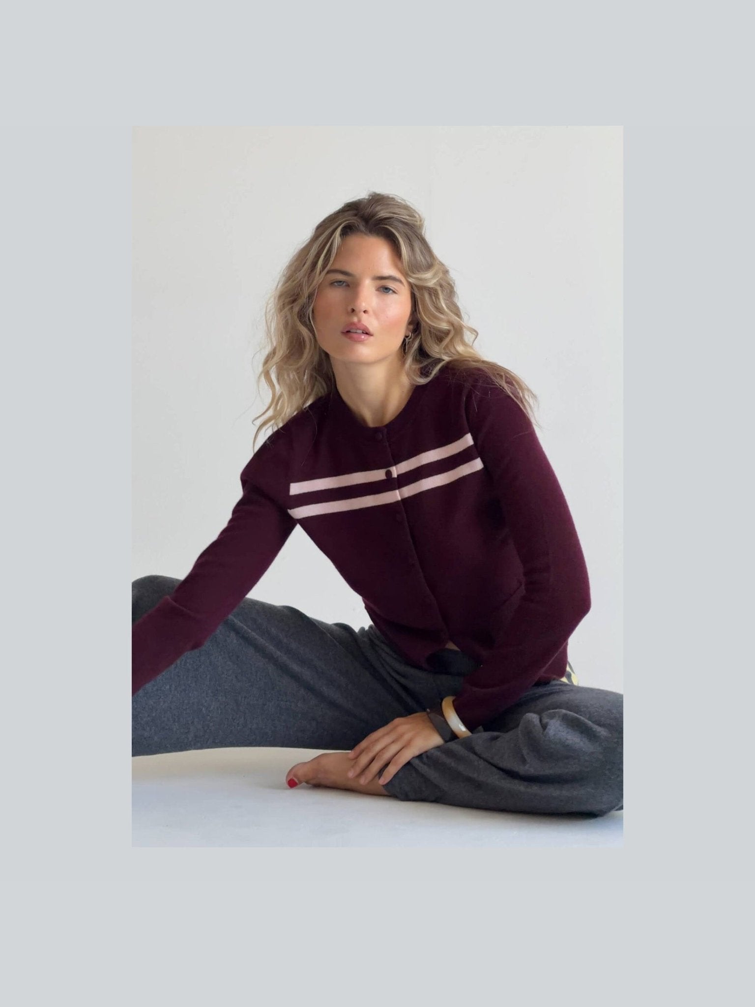 CASHMERE WOOL STRIPE CARDIGAN IN RASPBERRY CREAM - Courbe et Compagnie