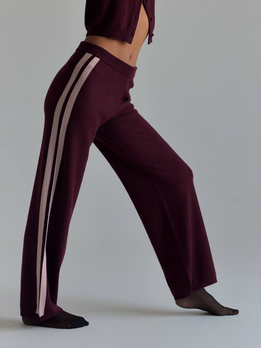CASHMERE WOOL STRIPE WIDE-LEG PANT IN RASPBERRY - Courbe et Compagnie