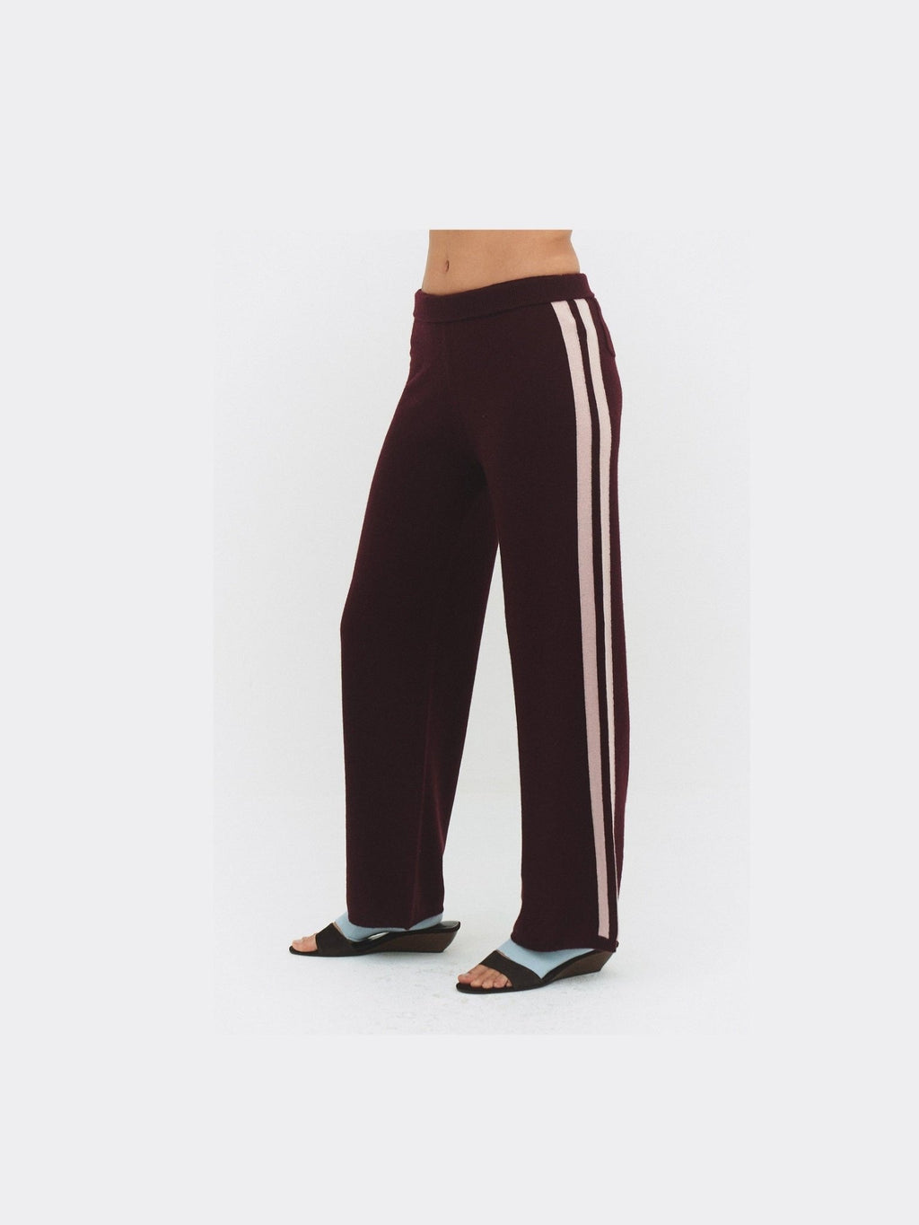CASHMERE WOOL STRIPE WIDE-LEG PANT IN RASPBERRY - Courbe et Compagnie