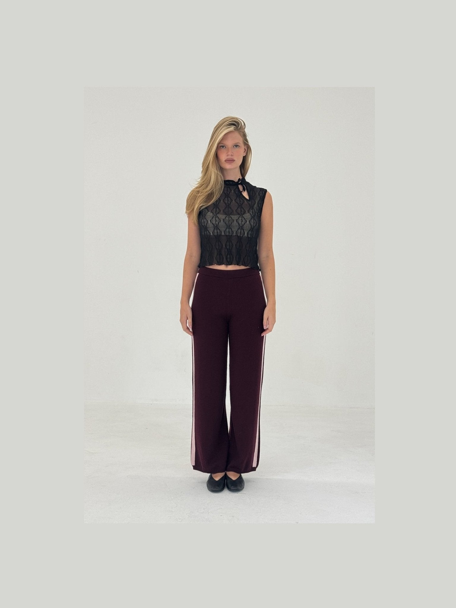 CASHMERE WOOL STRIPE WIDE-LEG PANT IN RASPBERRY - Courbe et Compagnie