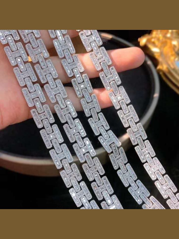 Charm Gold Iced out Diamond 18K Gold Chain Bracelet Women's - Courbe et Compagnie