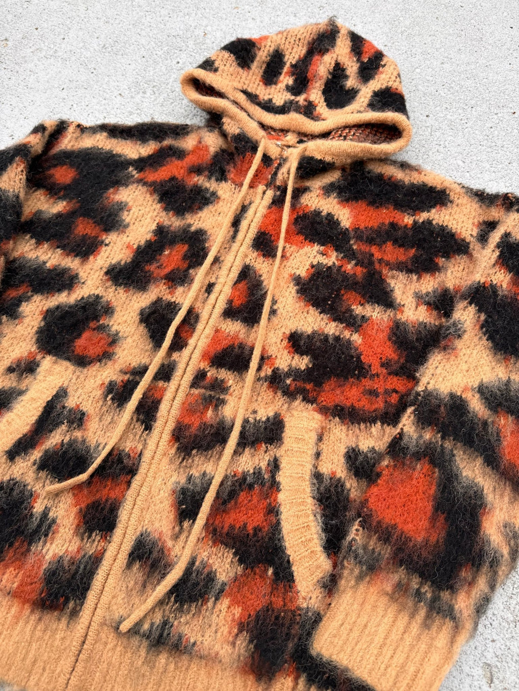 Cheetah Mohair Zip Up Jacket Luxurious Sheen Knitwear - Courbe et Compagnie