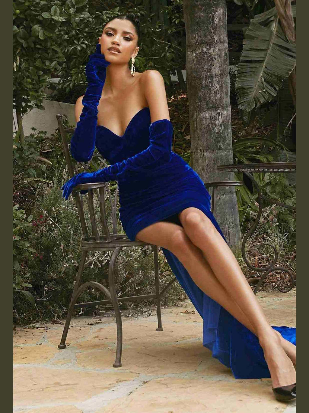 Cinderella Divine CH176 Vintage Velvet Hollywood Strapless Fitted Gown - Courbe et Compagnie