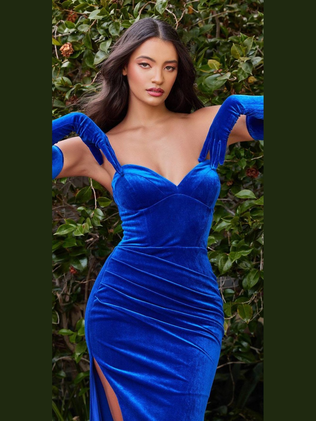 Cinderella Divine CH176 Vintage Velvet Hollywood Strapless Fitted Gown - Courbe et Compagnie