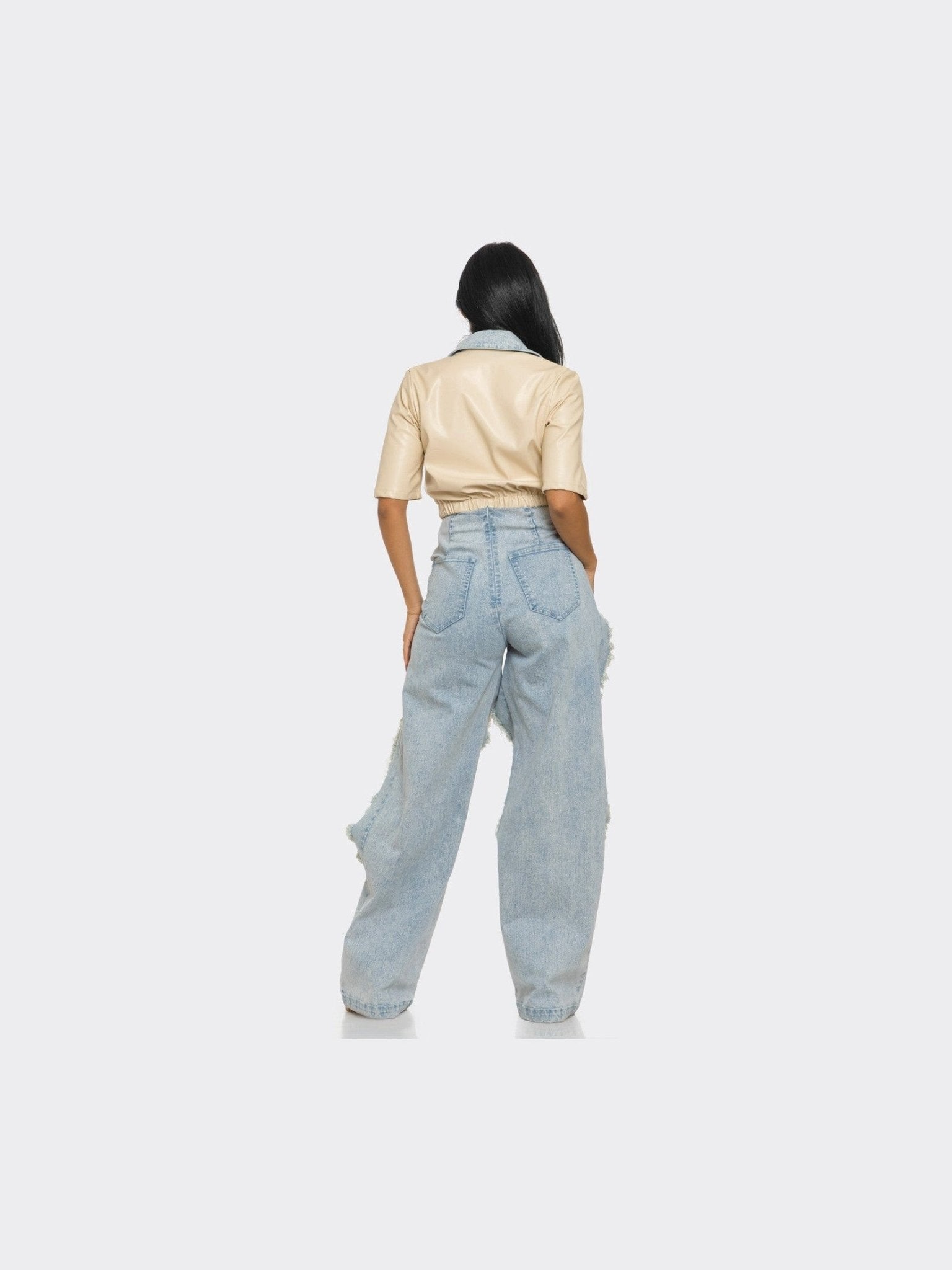 Cochella Reinvented Classic Two-Piece Denim Ensemble - Courbe et Compagnie