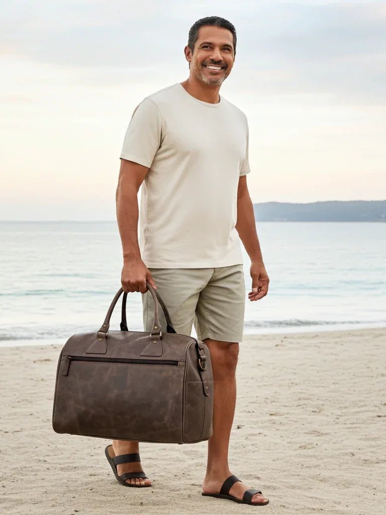 Crazy Horse Leather Weekender Bag – Full-Grain Travel Duffel with Laptop Pocket - Courbe et Compagnie