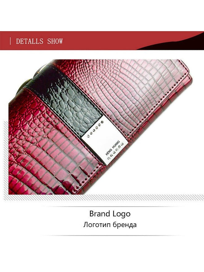 Crocodile Pattern Leather Wallet - Courbe et Compagnie