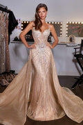 Dazzling Fitted Plunging Sweetheart Gown | Detachable Overskirt - Courbe et Compagnie