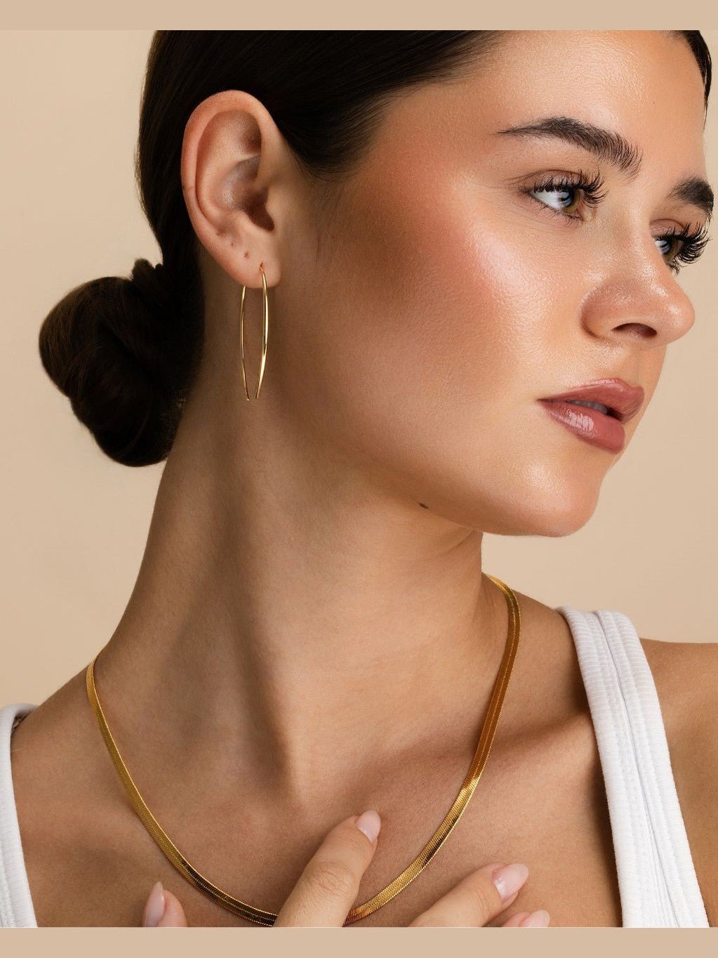Delicate Threader Hoop Earrings - Courbe et Compagnie