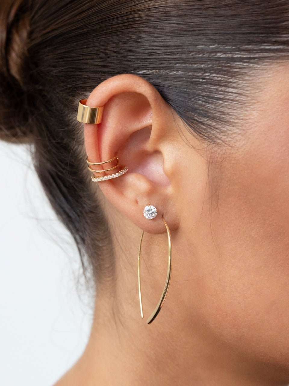 Delicate Threader Hoop Earrings - Courbe et Compagnie