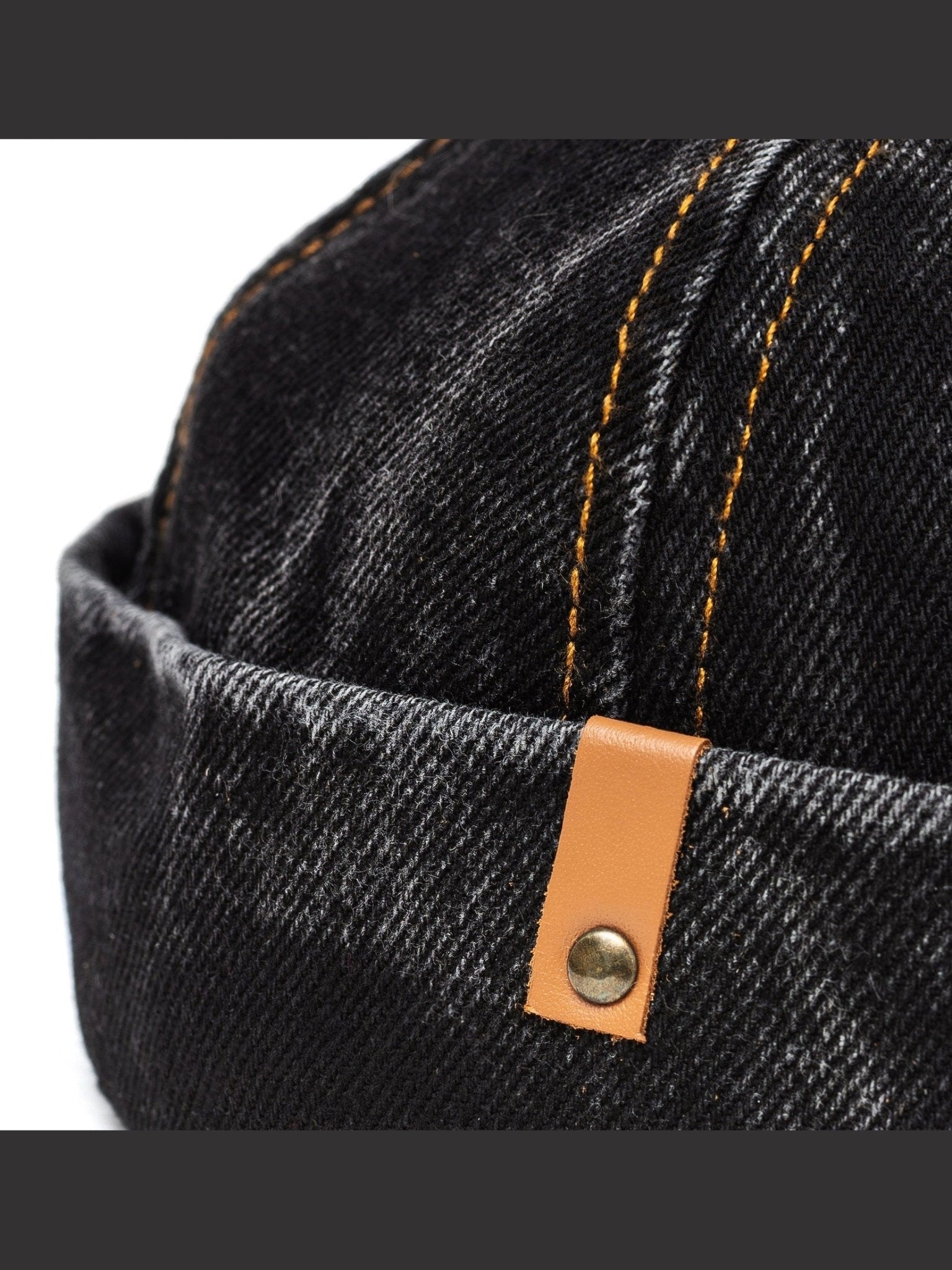 Docker Cap in Black Denim - Courbe et Compagnie